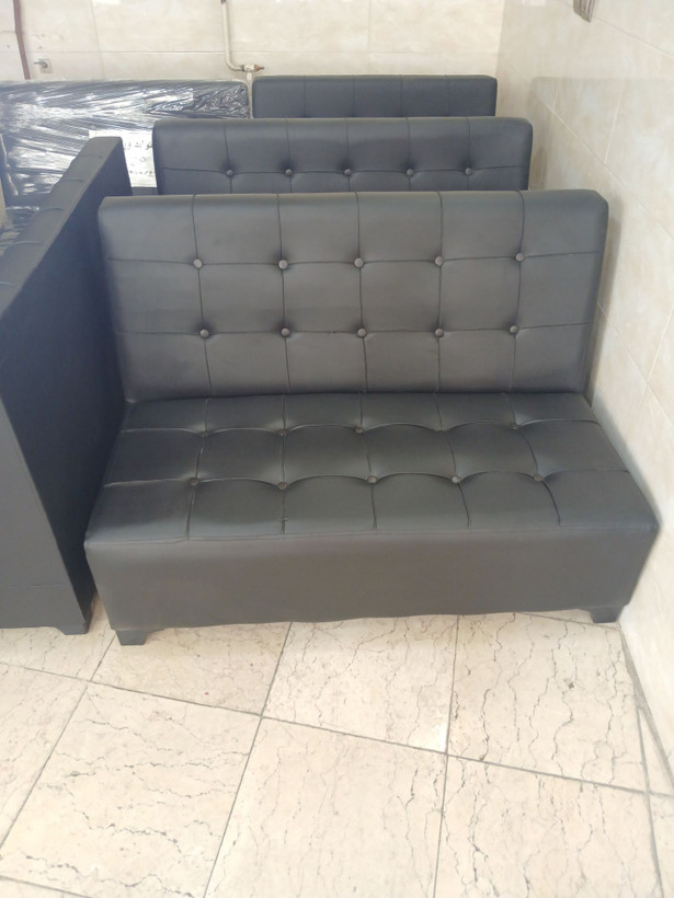 مبل گیم نت سه نفره چرم مشکی کلاف چوب محکم