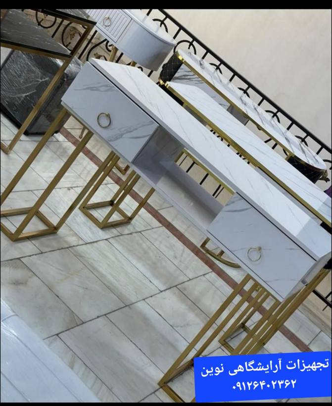 میزناخن آرایشگاهی چوبی پایه فلزی تک نفره دوکشو