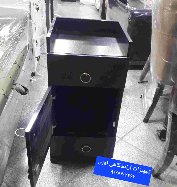 ترولی آرایشگاهی چوبی دوکشو یه در کمدی قفلدار